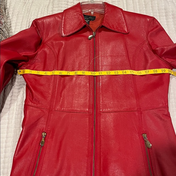 BEAUTIFUL Suzelle Leather Jacket - Picture 12 of 12